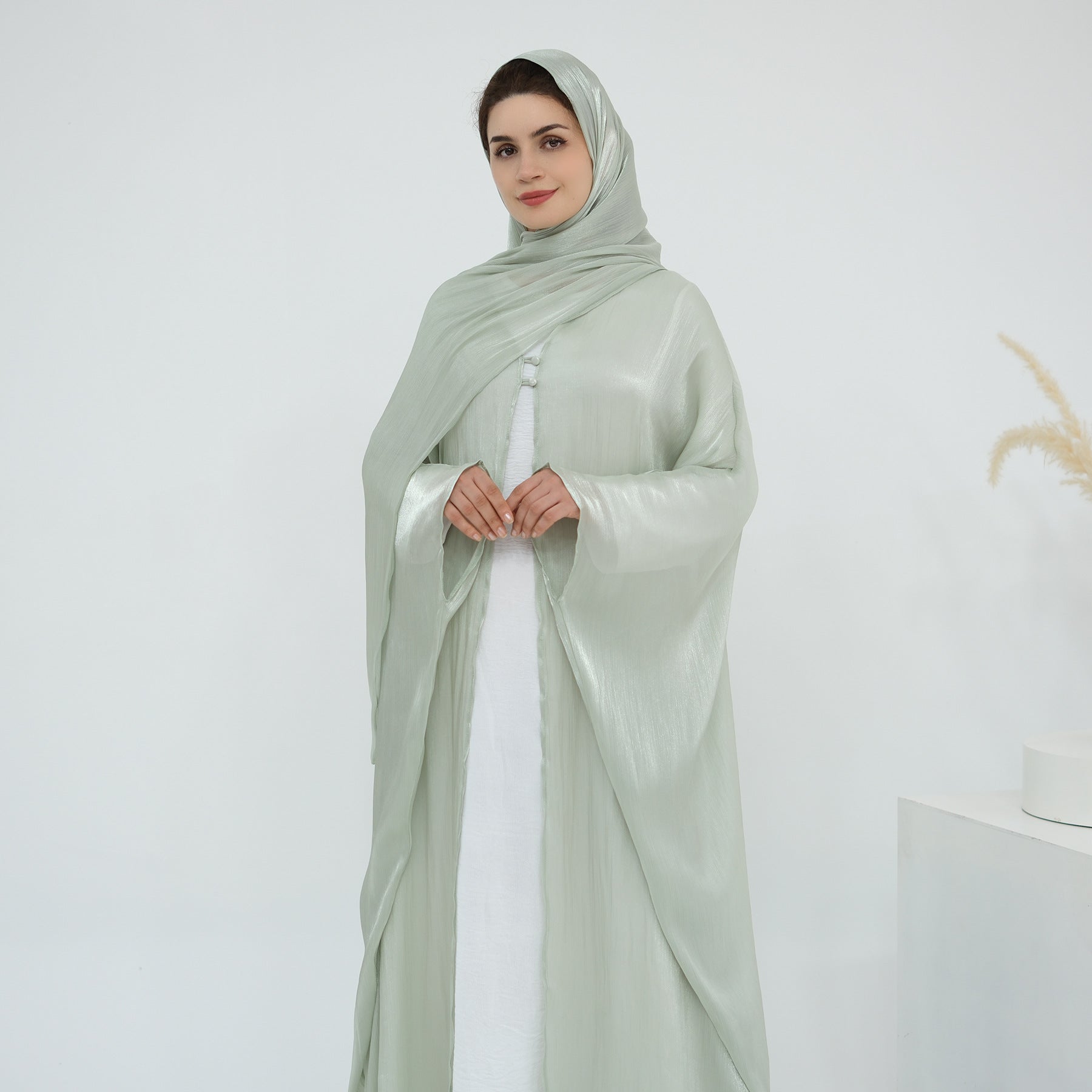 Solid Color Island Wrinkle Dress Abaya with Hijab