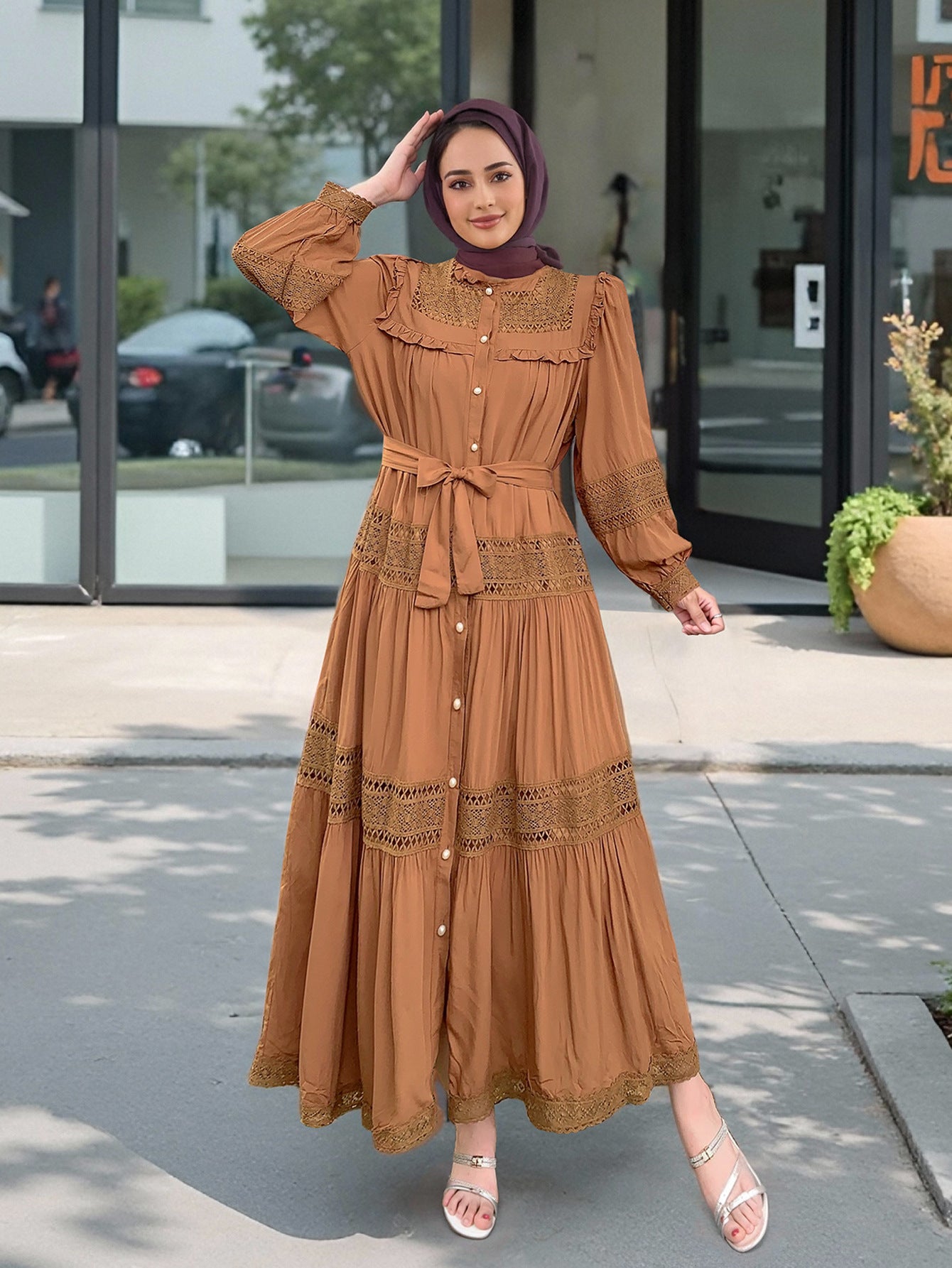 Lace Cutout Stand-up Neck Abaya