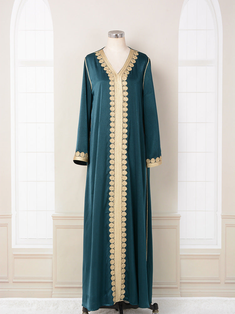 عباية مطرزة بفتحة - حمراء