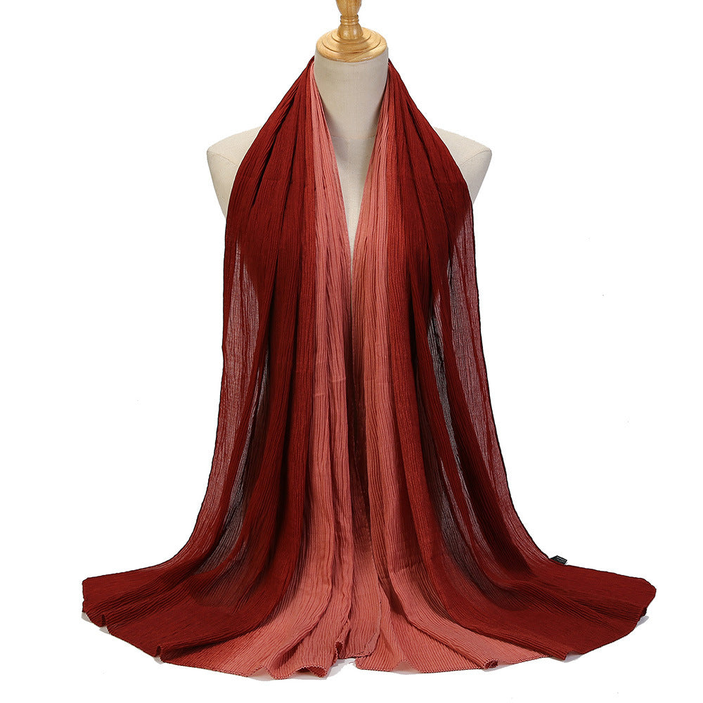 حجاب بتكتل الألوان، وتجعيدها، وتدرجها