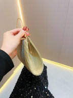 حقيبة يد جذابة مزينة بالترتر اللامع 