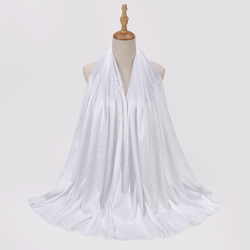 حجاب عصري بلون واحد 