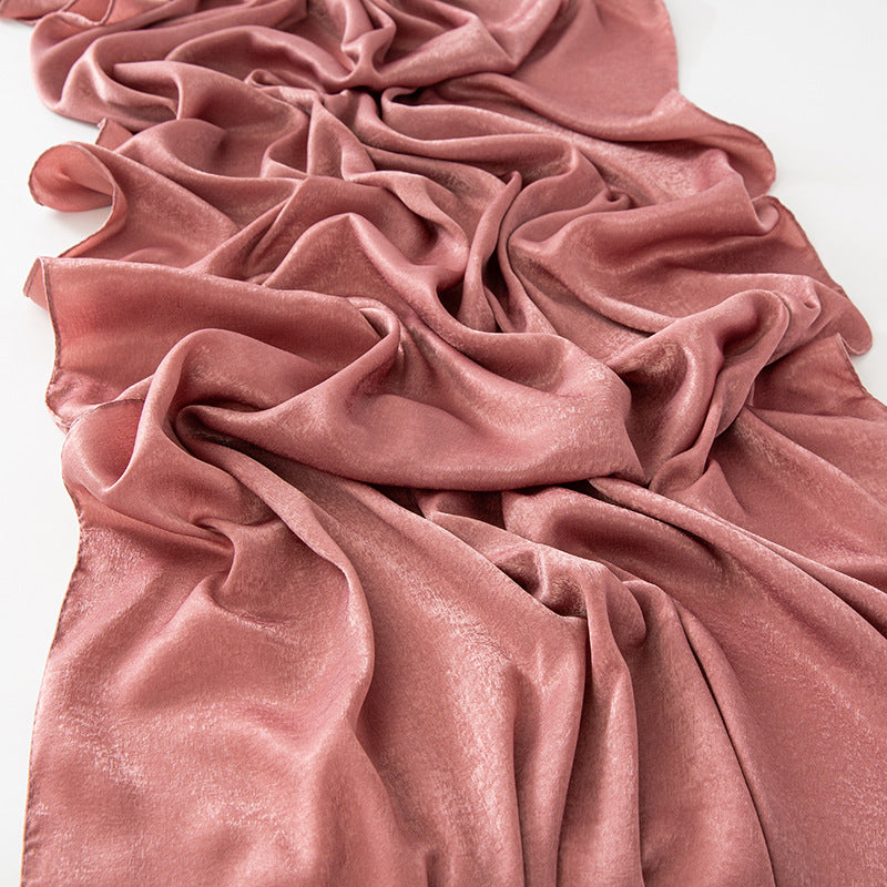 حجاب مخملي بلون واحد من سكاي فيلفيت