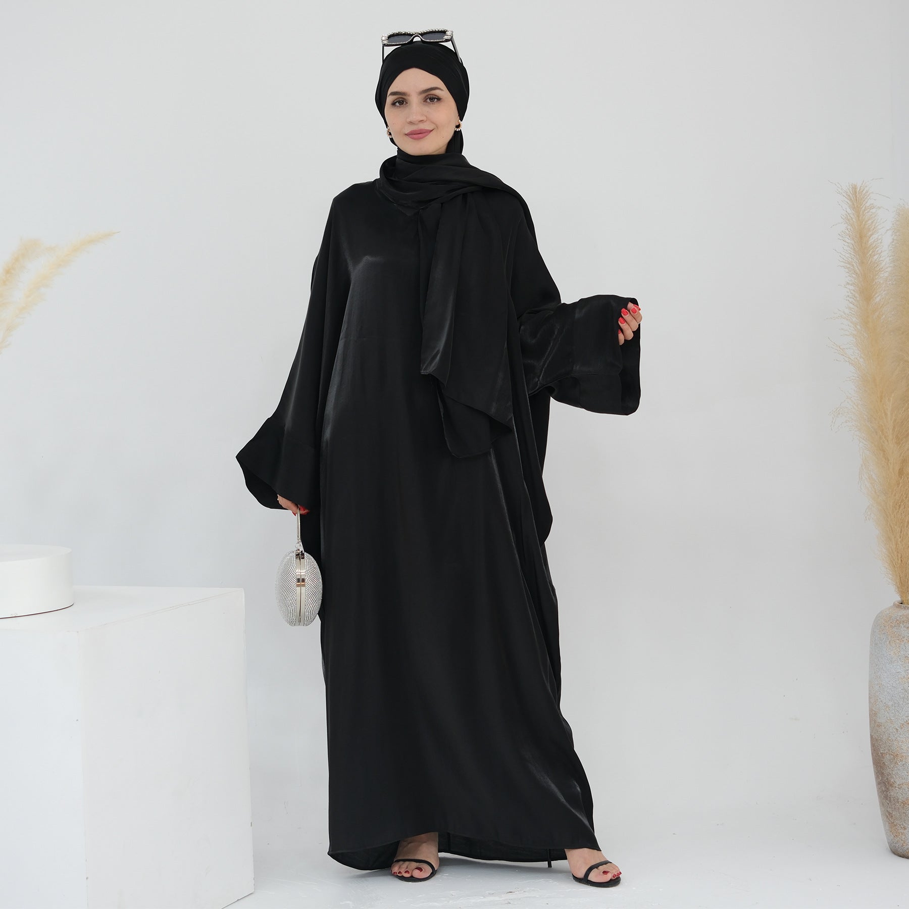 Elegant Glitter abayas