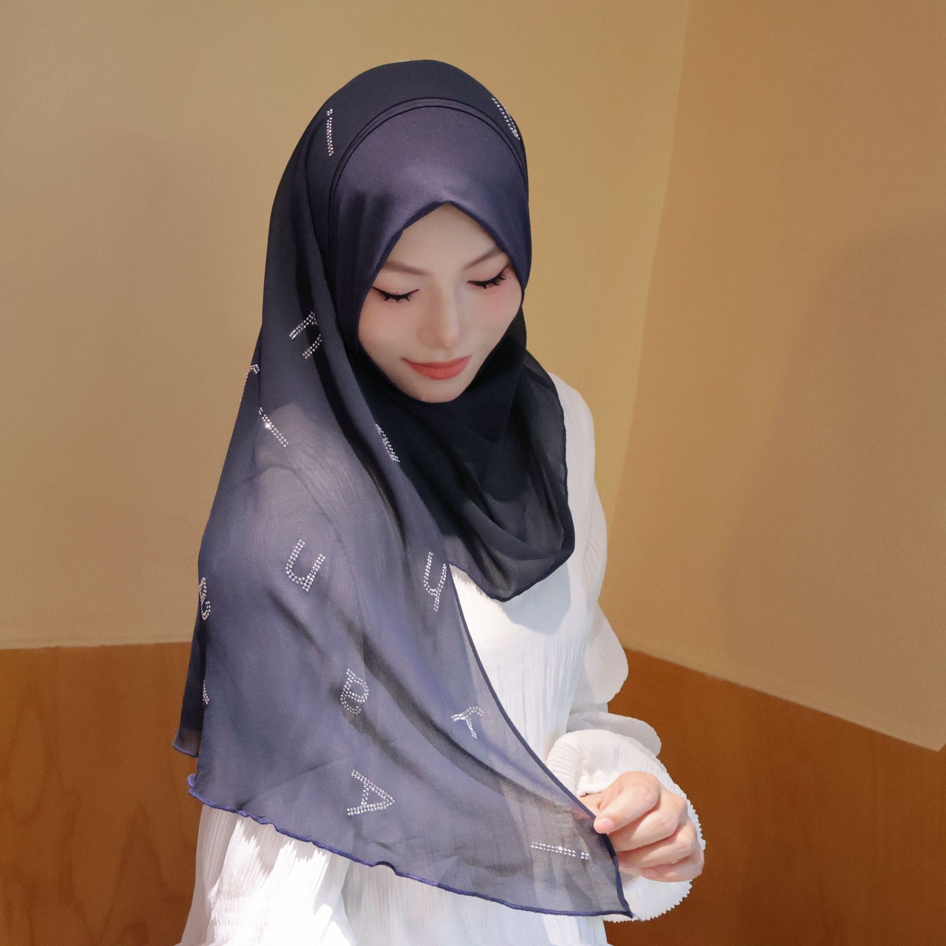 Chiffon Rhinestone Letter Half-Round Hijab