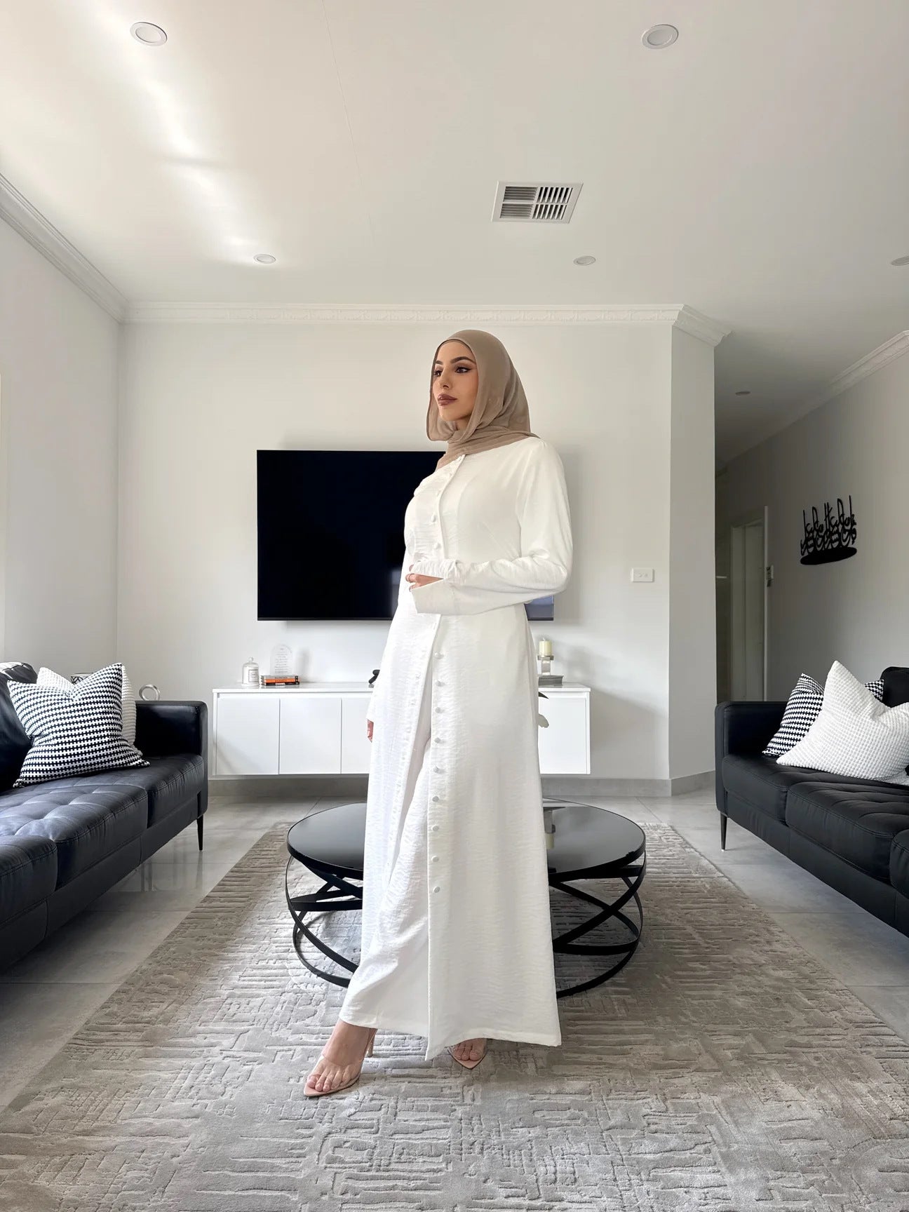 Solid Color Two-Piece Button Abaya