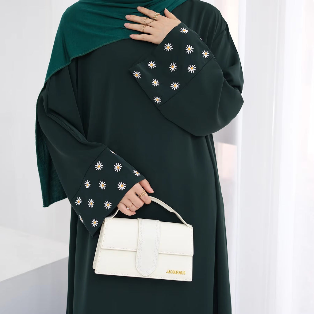 Daisy Embroidered Closed Abaya