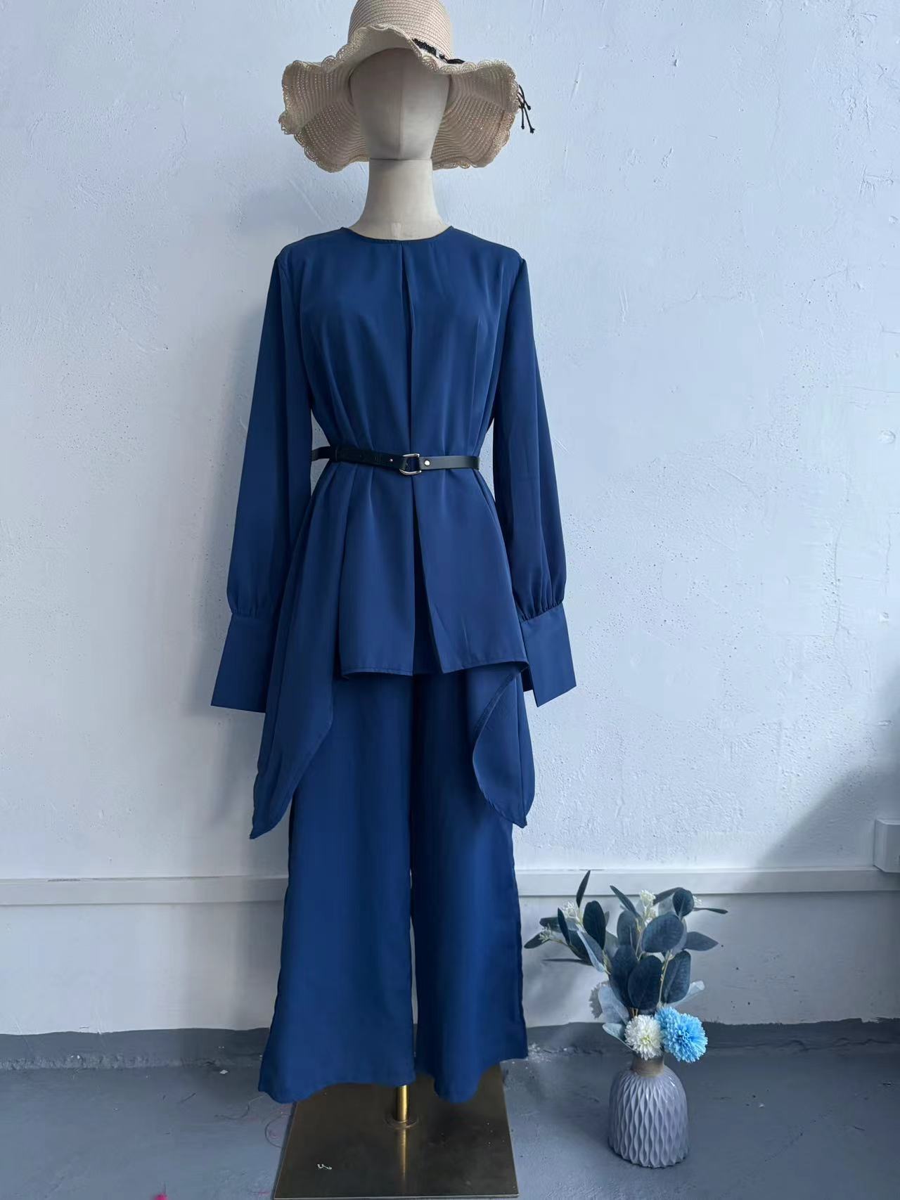 Two Piece Waist Cinching Leisure Set