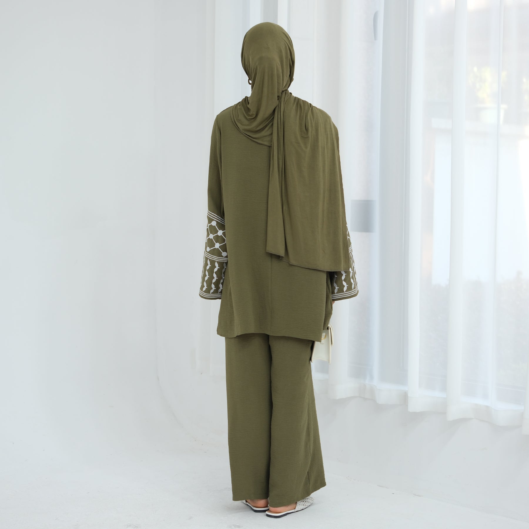 2 قطعة جلابة عيد رمضان تناسب العباءة